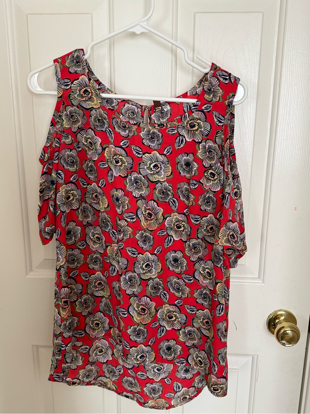 Kut from the Kloth Red Floral Cold-Shoulder Blouse